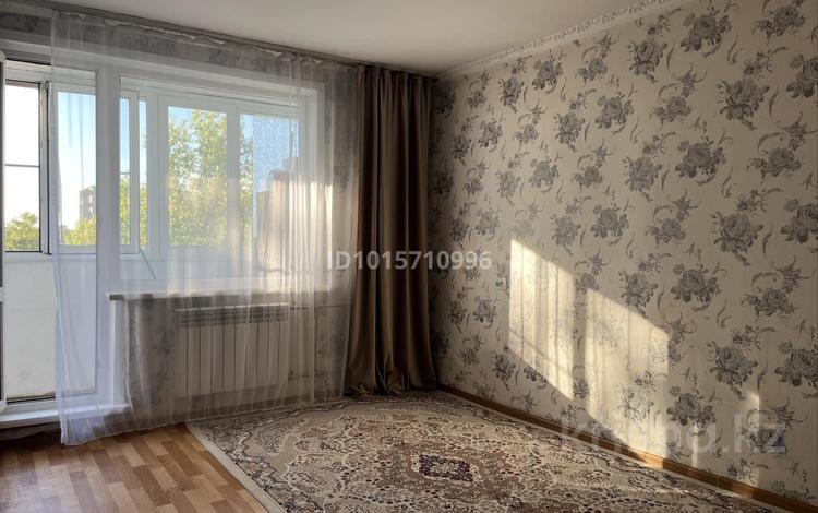 2-бөлмелі пәтер · 48.5 м² · 6/9 қабат, Новаторов — Кабанбай батыра - Новаторов, бағасы: 22 млн ₸ в Усть-Каменогорске — фото 2