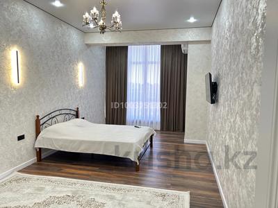 2-комнатная квартира · 65 м², 16-й мкр 85 за 15 000 ₸ в Актау