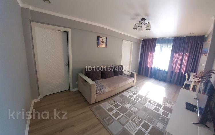 2-бөлмелі пәтер · 45 м² · 1/5 қабат, Бурова — УКа вокзал, бағасы: 16 000 ₸ в Усть-Каменогорске, Ульбинский — фото 4
