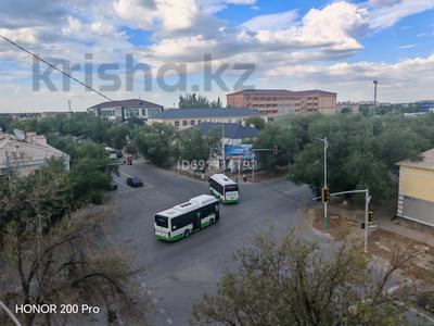 3-комнатная квартира · 90 м² · 5/5 этаж, Сулейменова 58 — Аульбекова,кафе МакиМаки за 200 000 ₸ в 