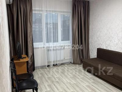 Аренда квартир в Алматы: 1-комнатная квартира · 42 м² · 5/9 этаж, мкр Аксай-1 6 — Толе Би - Саина за 250 000 〒 1-комнатная квартира · 42 м² · 5/9 этаж, мкр Аксай-1 6 — Толе Би - Саина за 250 000 〒 в Алматы, Ауэзовский р-н