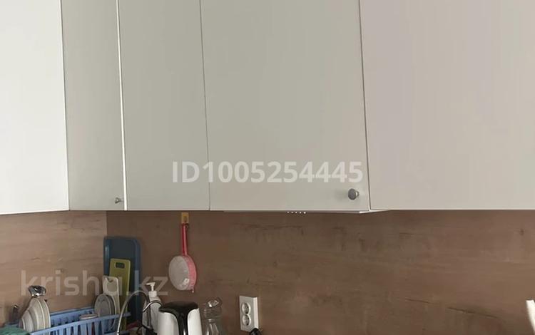 1-комнатная квартира · 18 м² · 1/12 этаж, Торайгырова 4 за 12 млн ₸ в Астане, Сарыарка р-н — фото 2