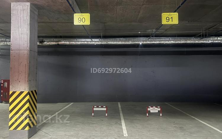 Паркинг • 18 м² • Сарайшык 6 — Кунаева за 2.3 млн 〒 в Астане, Есильский р-н — фото 2