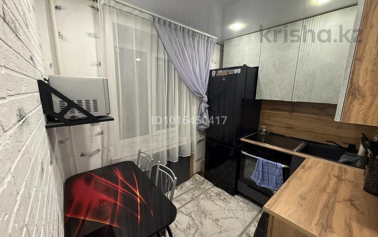 2-комнатная квартира · 50 м² · 4/5 этаж, Шахтостроителей 49 — Район Грп за 100 000 ₸ в Алтае — фото 2