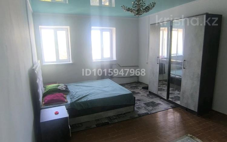 1-комнатная квартира · 66 м² · 4/4 этаж, мкр Астана 4 — Рысбек батыра 4 за 85 000 ₸ в Таразе — фото 2