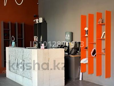 Свободное назначение, офисы, магазины и бутики, салоны красоты · 40 м² за 400 000 ₸ в Караганде, Казыбек би р-н