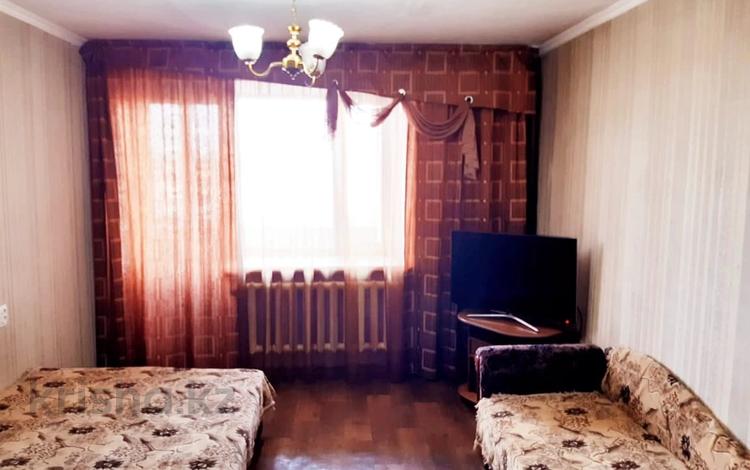 2-комнатная квартира, 52 м², 3/10 этаж посуточно, Байсалыкова 65 за 8 500 〒 в Семее — фото 8