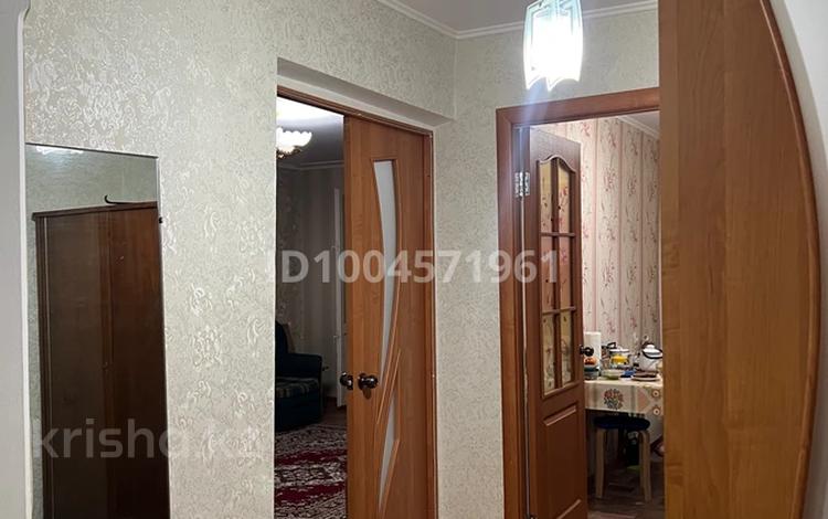 4-комнатная квартира · 72.8 м² · 4/5 этаж, мкр. Зачаганск пгт 57 за 25 млн ₸ в Уральске — фото 2