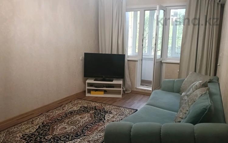 2-комнатная квартира · 45 м² · 2/5 этаж, Абая 52 — Остановка Юбиляр за 160 000 ₸ в Уральске, мкр Школьник — фото 2