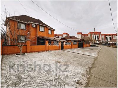 Отдельный дом · 5 комнат · 230 м² · 10 сот., мкр Лесхоз-2, Лесхозная за 60 млн ₸ в Атырау