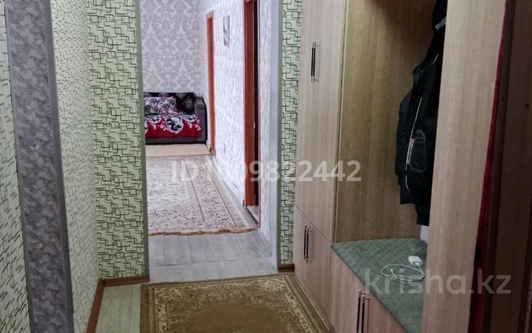Отдельный дом · 3 комнаты · 70 м² · 10 сот., Роза Баглановой 27 27 — Все рядом: керемет , салем , а мади заправка, цветочный магазин за 10 млн ₸ в Акколе — фото 2