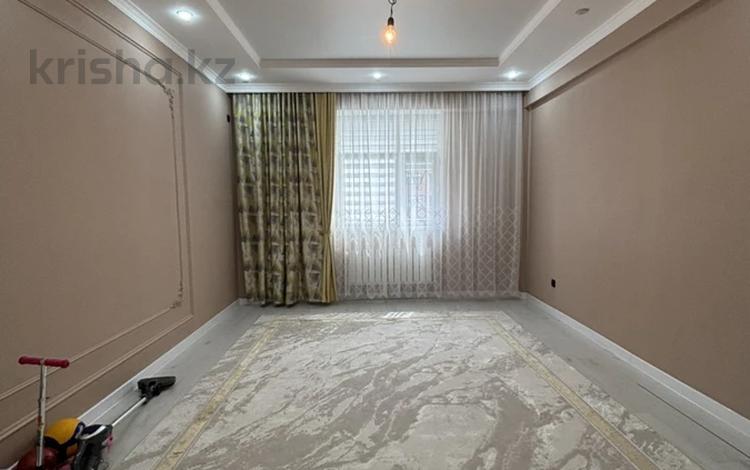 3-комнатная квартира · 132 м² · 5/10 этаж, 18 4 за 58 млн ₸ в Актау, 18-й мкр  — фото 2