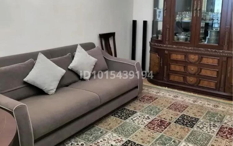 2-комнатная квартира · 60 м² · 2/5 этаж, мкр Сары Арка 32 за 25 млн ₸ в Атырау — фото 2