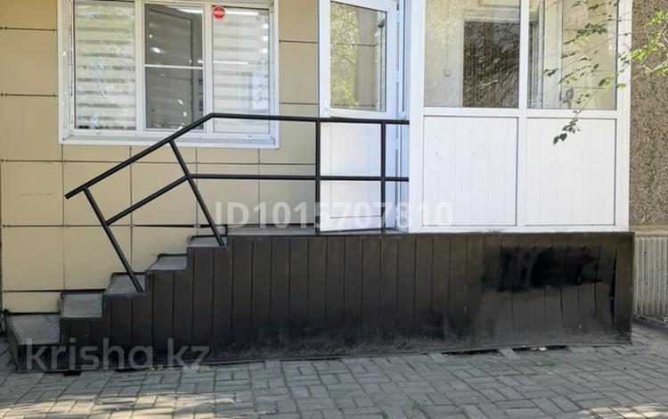 Офисы · 32.1 м² за 300 000 ₸ в Усть-Каменогорске, Ульбинский — фото 2
