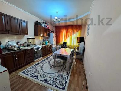Продажа квартир в Атырауской обл.: 3-комнатная квартира · 100 м² · 1/16 этаж, мкр. Алмагуль, Алмагуль за 27 млн 〒 3-комнатная квартира · 100 м² · 1/16 этаж, мкр. Алмагуль, Алмагуль за 27 млн 〒 в Атырау