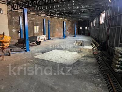 Азс, автосервисы и автомойки · 300 м² за 400 000 ₸ в Актобе, жилой массив Заречный-2