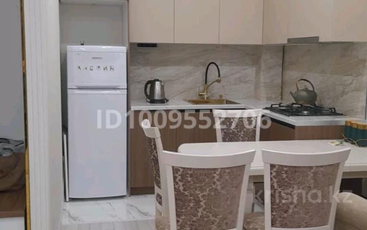 2-комнатная квартира · 40 м² · 1/3 этаж, мкр Ак Шагала, Жален Тулепова — ЖК Бруклин за 250 000 〒 в Атырау — фото 2