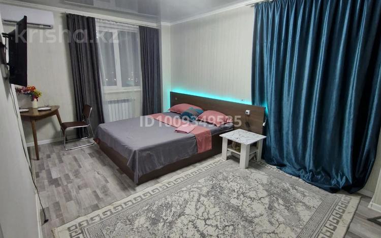 1-бөлмелі пәтер · 40 м² · 10/17 қабат, мкр Кадыра Мырза-Али 32/2 — Сырыма датова, кадыр мырзали, 5 мкр, бағасы: 9 000 ₸ в Уральске — фото 2