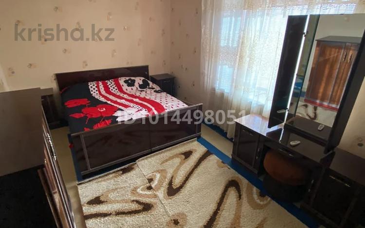 3-комнатная квартира · 54.7 м² · 4/4 этаж, 1-й мкр 15 за 11.5 млн ₸ в Актау — фото 2
