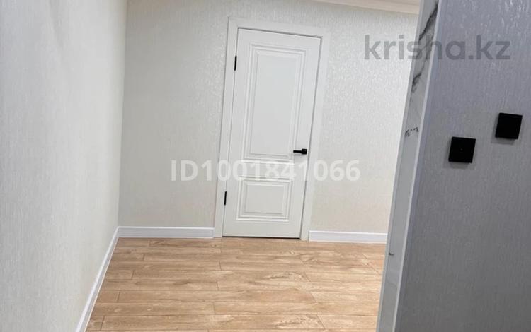 2-комнатная квартира · 50 м² · 2/5 этаж, мкрн. Мынбулак 67 — шестоковис за 15.5 млн 〒 в Таразе — фото 2