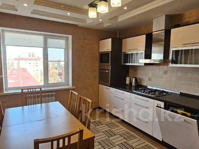 2-бөлмелі пәтер · 72 м² · 9/10 қабат, Кулманова 154 а, бағасы: 330 000 ₸ в Атырау