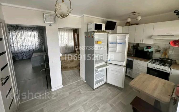 2-комнатная квартира, 44 м², 4/4 этаж помесячно, 2-й мкр 33