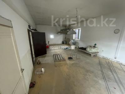 Свободное назначение · 150 м² за 400 000 ₸ в Астане, Нура р-н