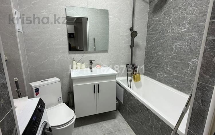 2-комнатная квартира · 48.9 м² · 3/9 этаж, Райымбек батыра 161 — Райымбек батыра за 250 000 ₸ в  — фото 2
