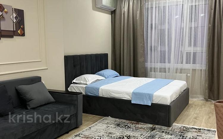 1-комнатная квартира, 47 м², 6 этаж по часам, Розыбакиева за 5 000 〒 в Алматы, Бостандыкский р-н — фото 2