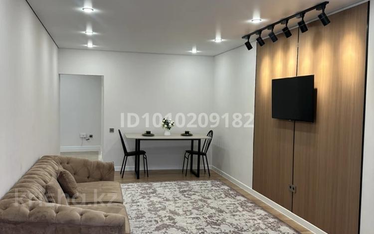 2-комнатная квартира · 65.4 м² · 1/5 этаж, мкр Центральный, Сырым Датова 14 — Торговый центр Caspian за 21 млн ₸ в Атырау — фото 4
