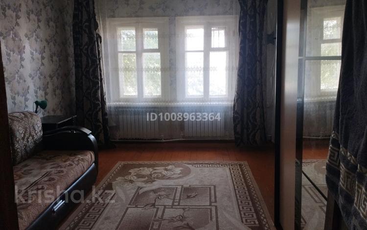 2-бөлмелі пәтер · 47 м² · 1/2 қабат, мкр Жилгородок, Гагарина 15 — Кафе Улпан, бағасы: 6.5 млн ₸ в Актобе — фото 3