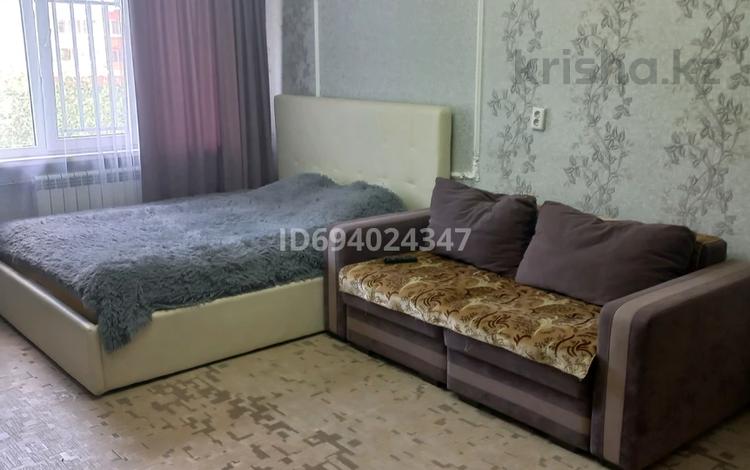 2-комнатная квартира · 50 м² · 2/9 этаж, Сатпаева 2 — ДоДо Пицца за 18 000 ₸ в Усть-Каменогорске — фото 2