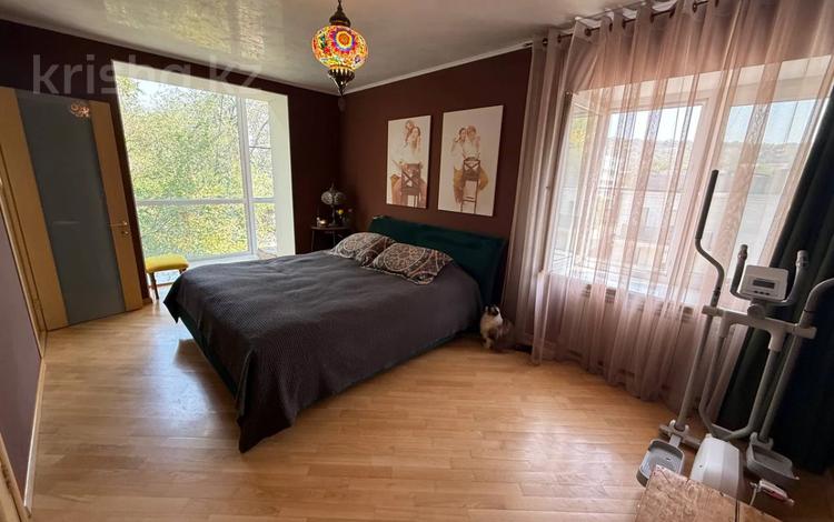 2-комнатная квартира · 77 м² · 4/5 этаж, Чайкиной за 78 млн ₸ в Алматы, Медеуский р-н — фото 35