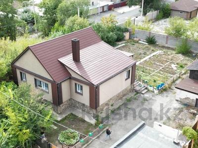 Отдельный дом · 4 комнаты · 160 м² · 12 сот., 1-й квартал, 1-й квартал Шахтерский микрорайон за 37 млн ₸ в Караганде, Алихана Бокейханова р-н