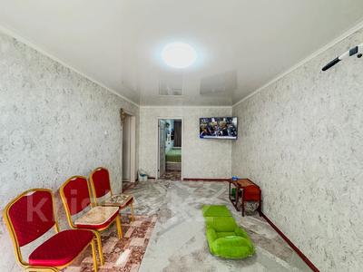 2-комнатная квартира · 45 м² · 4/5 этаж, Жастар за 16.3 млн 〒 в Талдыкоргане, мкр Жастар