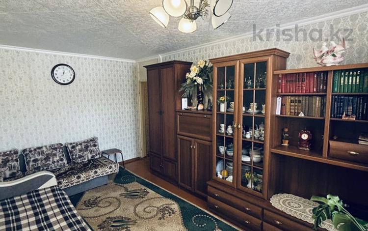 3-бөлмелі пәтер · 57 м² · 2/5 қабат, Майкудук, 12й микрорайон 24, бағасы: 13.4 млн ₸ в Караганде, Алихана Бокейханова р-н — фото 2