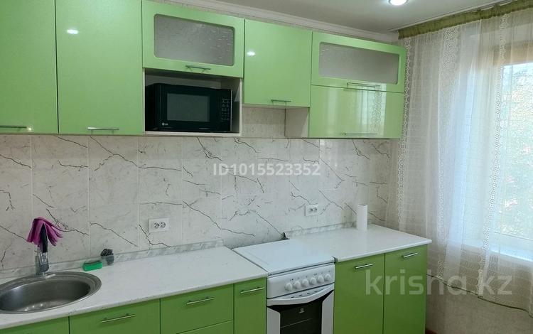 2-бөлмелі пәтер · 52 м² · 8/9 қабат, Степной 1 ш/а., Мкр Юго-Восток, мкр Степной 1 4/33, бағасы: 21.9 млн ₸ в Караганде, Казыбек би р-н — фото 2