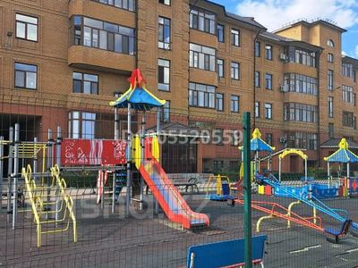 3-комнатная квартира · 78.5 м² · 4/4 этаж, Жамакаева 152 — 72 квартал за 37 млн 〒 в Семее