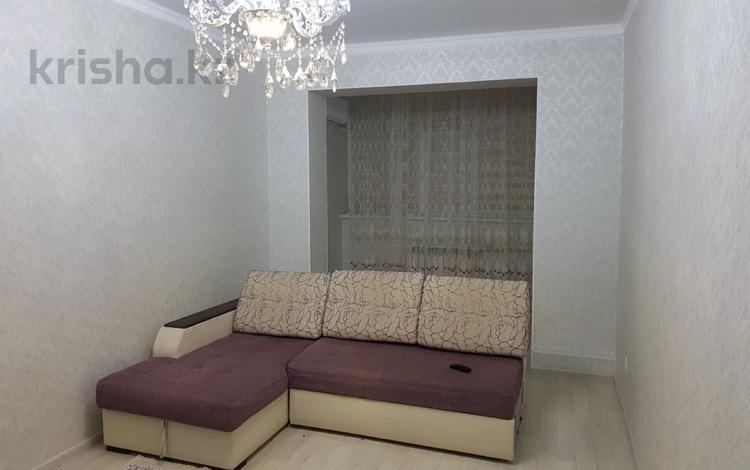 2-бөлмелі пәтер, 56 м², 2/5 қабат ай сайын, 17-й мкр 102, бағасы: 150 000 〒 в Актау, 17-й мкр — фото 2