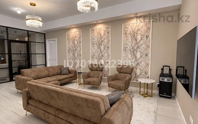 4-бөлмелі пәтер · 140.5 м² · 6/12 қабат, Хаджи Мукана 49, бағасы: 165 млн ₸ в Алматы, Медеуский р-н — фото 2
