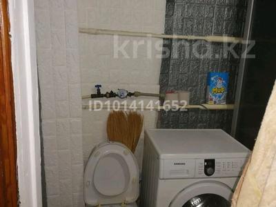 2-комнатная квартира · 42 м² · 2/5 этаж, Мкр.5 17 — Средняя школа 24 за 13 млн ₸ в Атырау, мкр Привокзальный-5