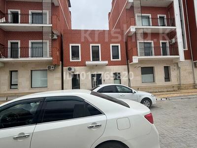 1-комнатная квартира · 42 м² · 1/4 этаж, Royal resort 10 за 21 млн 〒 в Актау, мкр Приморский