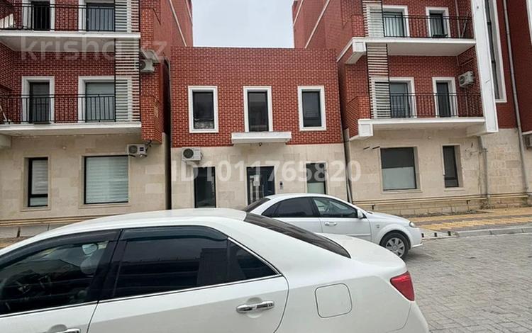 1-бөлмелі пәтер · 42 м² · 1/4 қабат, Royal resort 10, бағасы: 21 млн ₸ в Актау, мкр Приморский — фото 14