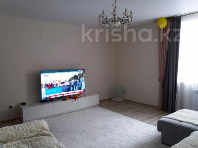 3-бөлмелі пәтер · 108 м² · 1/7 қабат, Назарбаева 199, бағасы: 55 млн ₸ в Костанае