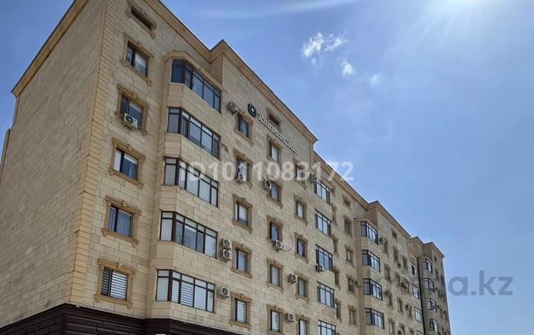7-бөлмелі пәтер · 300 м² · 2/6 қабат, 31А мкр 7, бағасы: 120 млн ₸ в Актау — фото 2