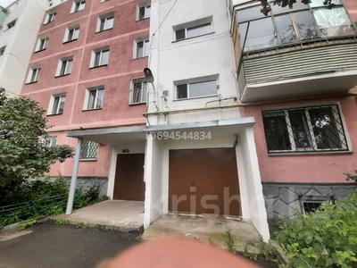 3-бөлмелі пәтер · 62 м² · 2/5 қабат, Абылайхана 30 — Торговый дом Жаксы, бағасы: 23 млн ₸ в Кокшетау