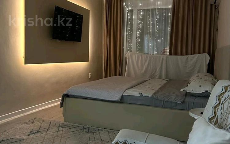 1-комнатная квартира · 49 м² · 12/12 этаж, Мкр. 15 22 за 3 000 ₸ в Семее — фото 2