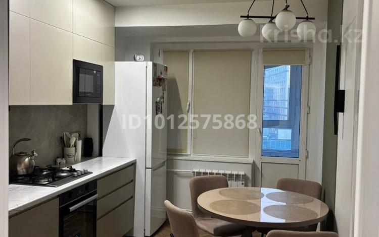 3-бөлмелі пәтер · 73 м² · 8/9 қабат, мкр Самал-1 6 — Угол Жолдасбекова, бағасы: 580 000 ₸ в Алматы, Медеуский р-н — фото 2
