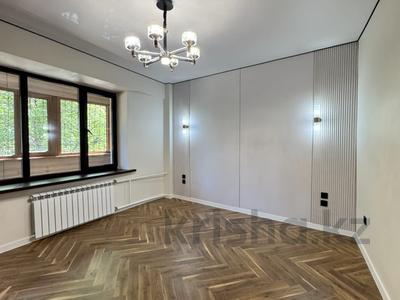 3-бөлмелі пәтер · 80 м² · 2/5 қабат, Желтоксан, бағасы: 90 млн ₸ в Алматы, Алмалинский р-н