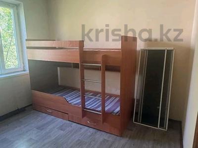 3-бөлмелі пәтер · 56 м² · 4/4 қабат, Уалиханова — Маметова, бағасы: 35.7 млн ₸ в Алматы, Медеуский р-н